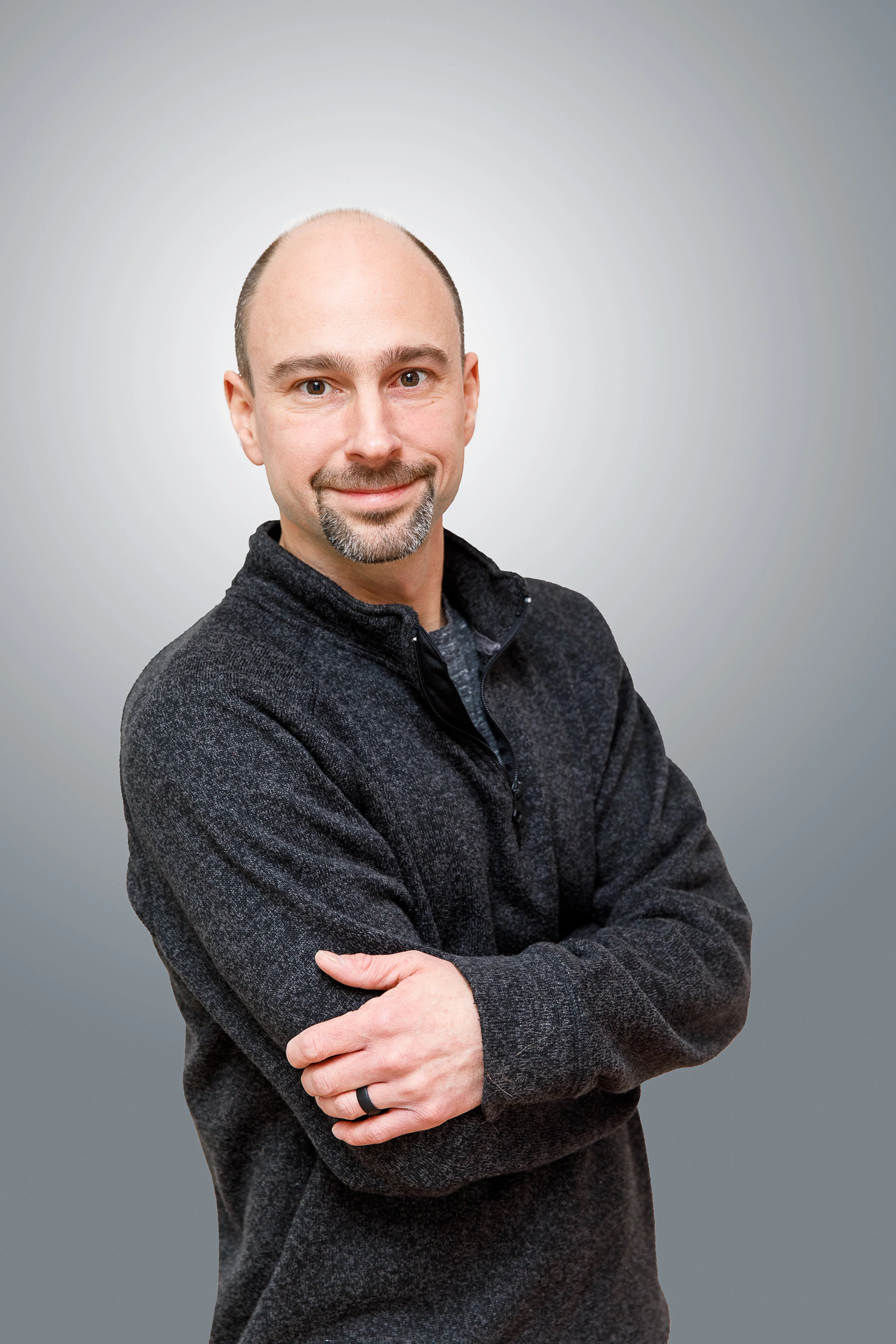 Bio — JASON YADLOVSKI